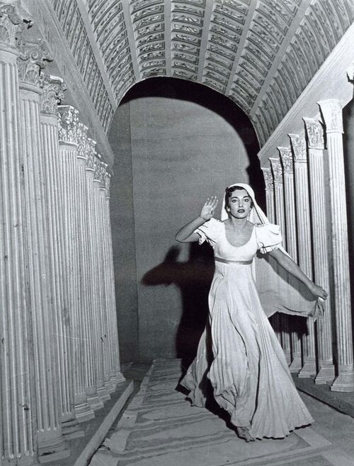 As Giulia in La Vestale, La Scala, 1954